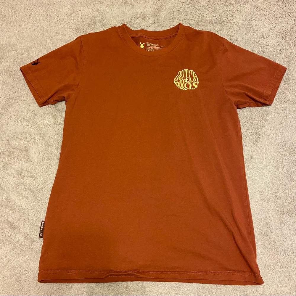 Large Burnt Orange Dutch bros t-shirt with cute patch